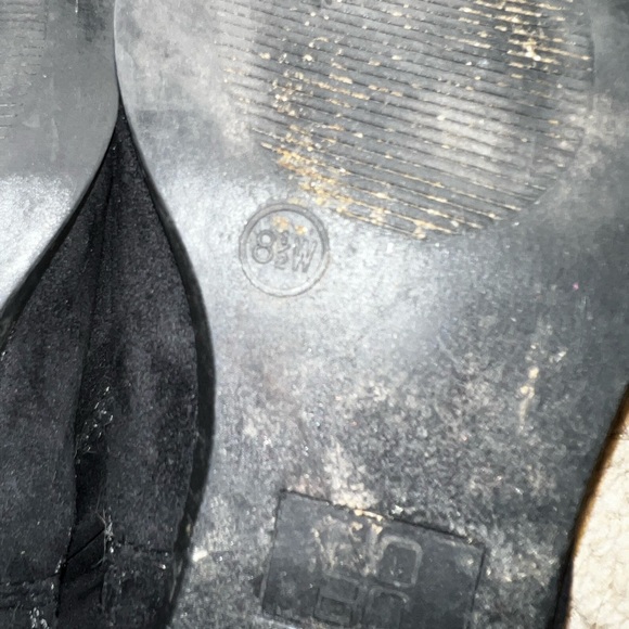 Knee high boots - Picture 5 of 5